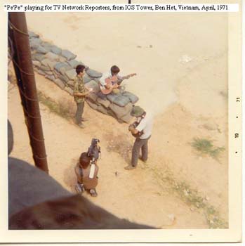 Pepe playing for reporters, Ben Het, 1971