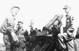 15th artillerymen during a lull in the fighting